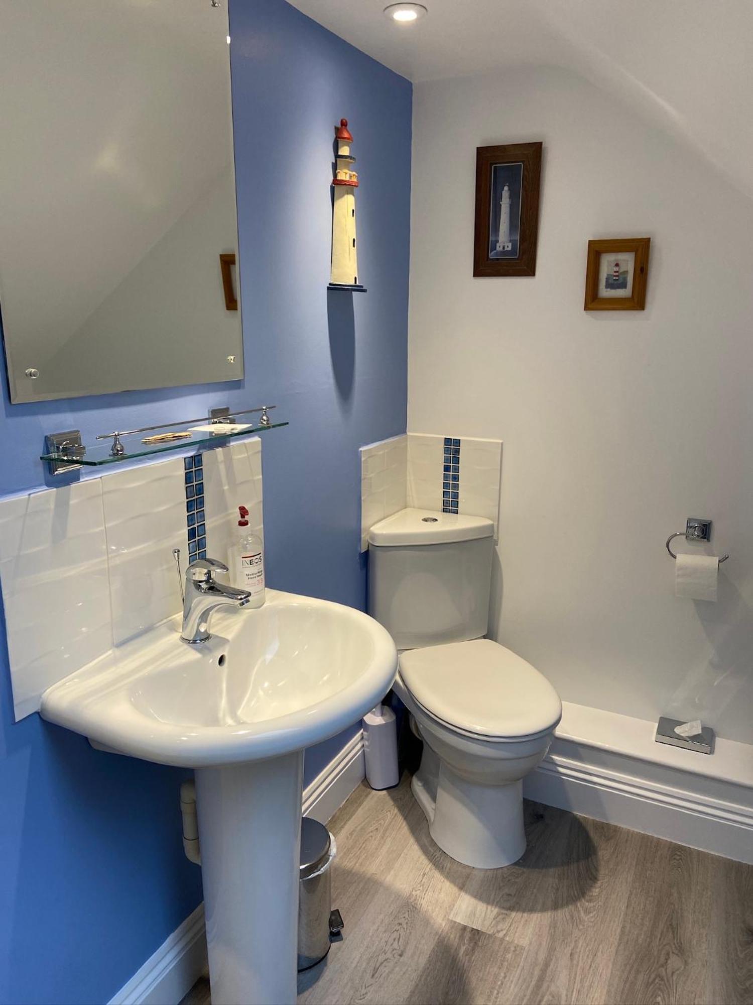 Four Oaks, Kintbury. Private Self-catering Annex. Apartment